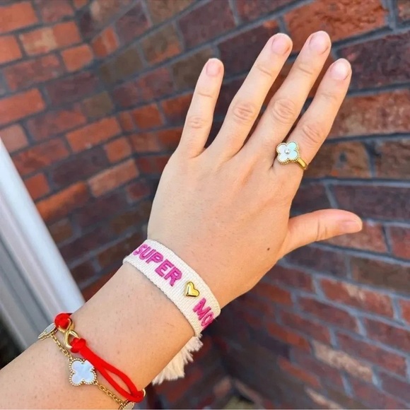 SUPER MOM EMBROIDERY BRACELET - Picture 5 of 5